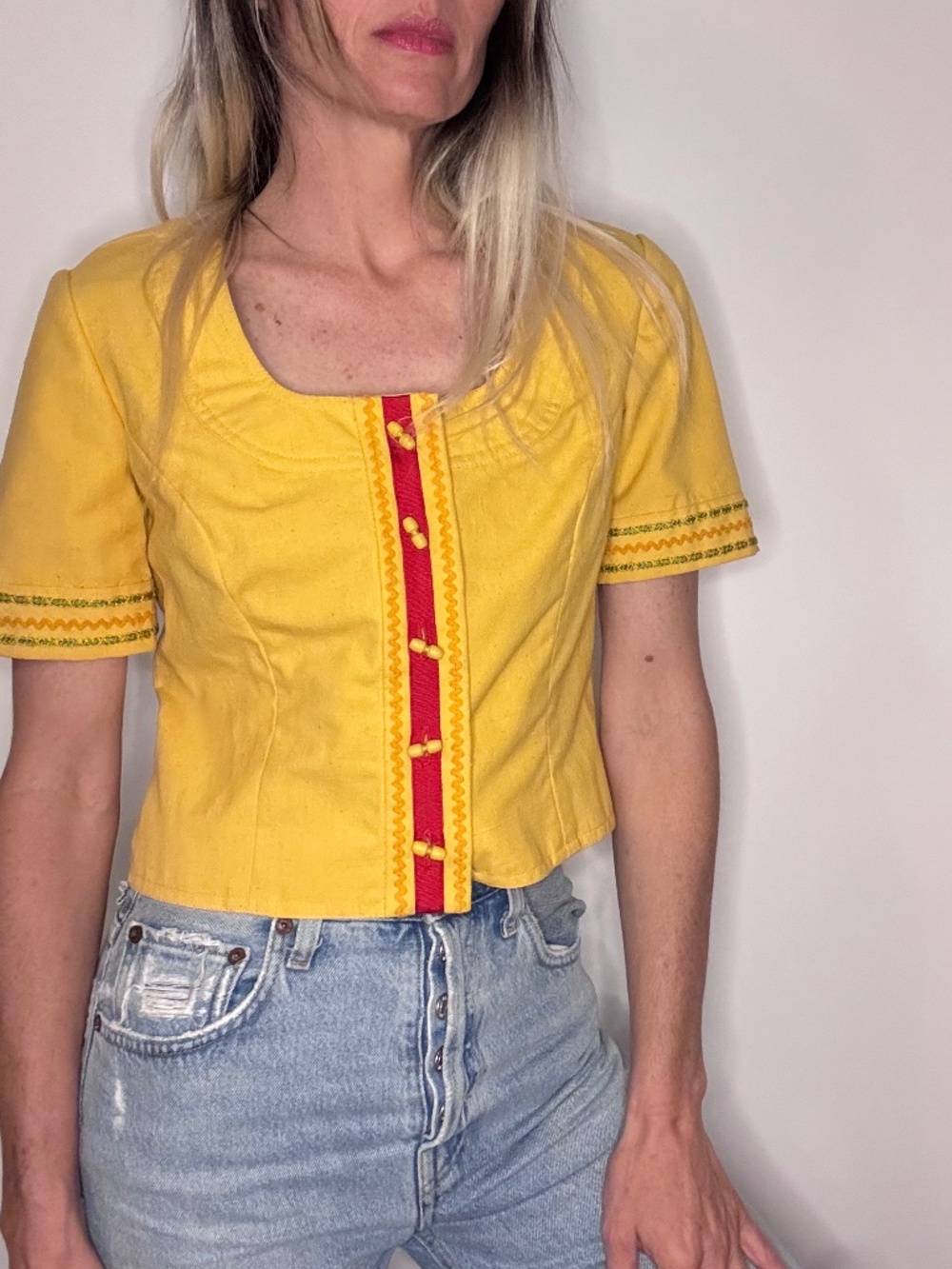 70's Vintage Crop Carlye Top Yellow Gold
